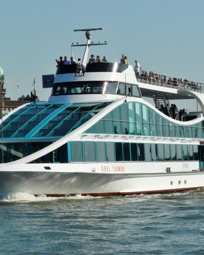 Havenrondvaart met de Spido